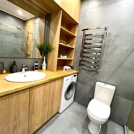 Osapart In A Complex Great Britain *