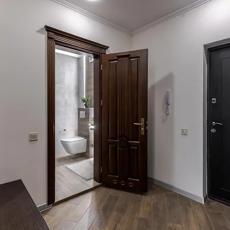 Osapart In A Complex Great Britain Daire Lviv