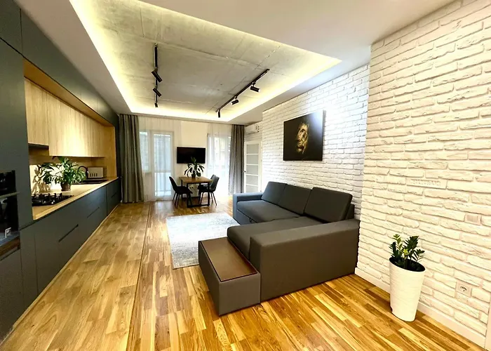 Osapart In A Complex Great Britain *