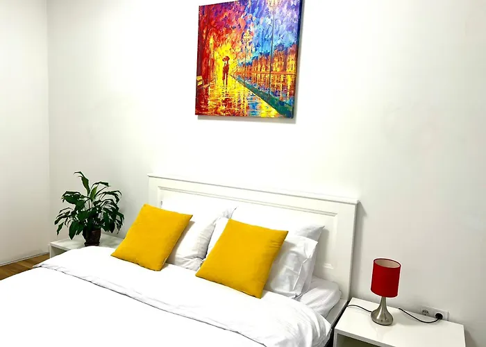 Osapart In A Complex Great Britain إلفيف