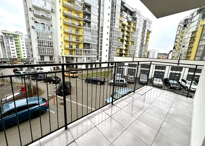 Osapart In A Complex Great Britain *