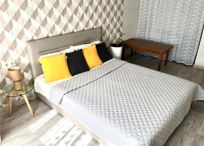 Osapart In A Complex Great Britain *