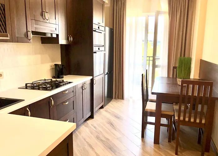 Osapart In A Complex Great Britain * Leópolis